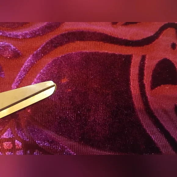 Ultra Pink Burnt Velvet Women's Patterned Top in Deep Burgundy Sz L - Picture 6 of 9